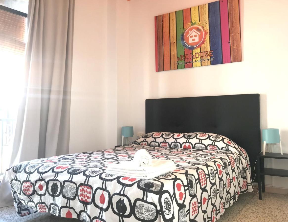 Arc House Sevilla Only Adults エクステリア 写真